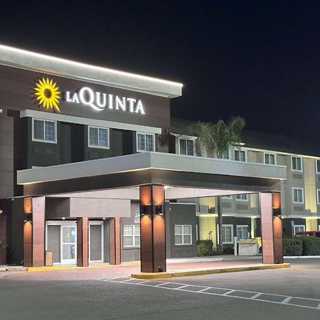 La Quinta By Wyndham Tulare Hotel Buitenkant foto